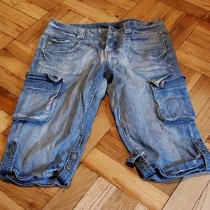 Jean Bermuda Cargo-like Shorts